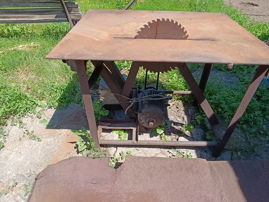 Циркулярка в рабочем состоянии