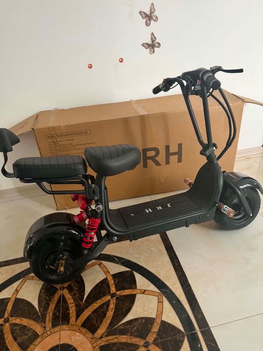 Vand mini scuter JRH sau schimb cu atv