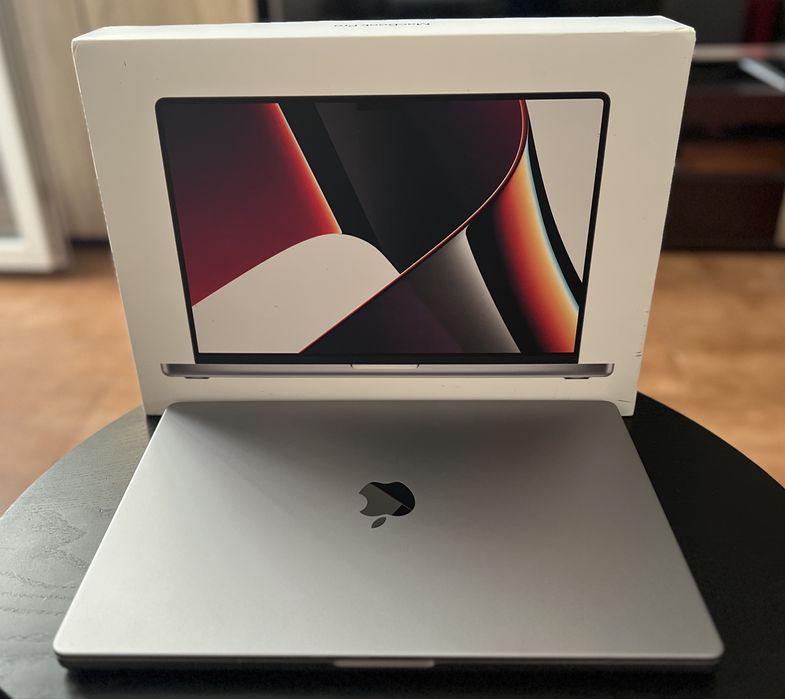 Като НОВ MacBook Pro 16” M1 Pro 2021 Space Grey 16GB RAM 512GB SSD