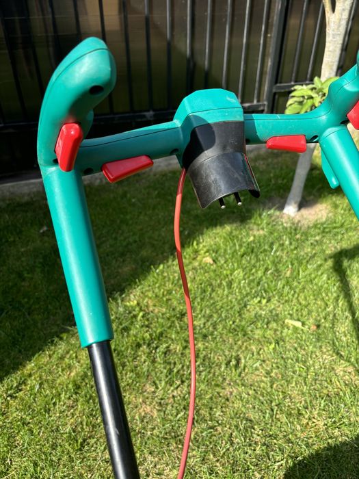 Masina tuns iarba Bosch ARM 3400