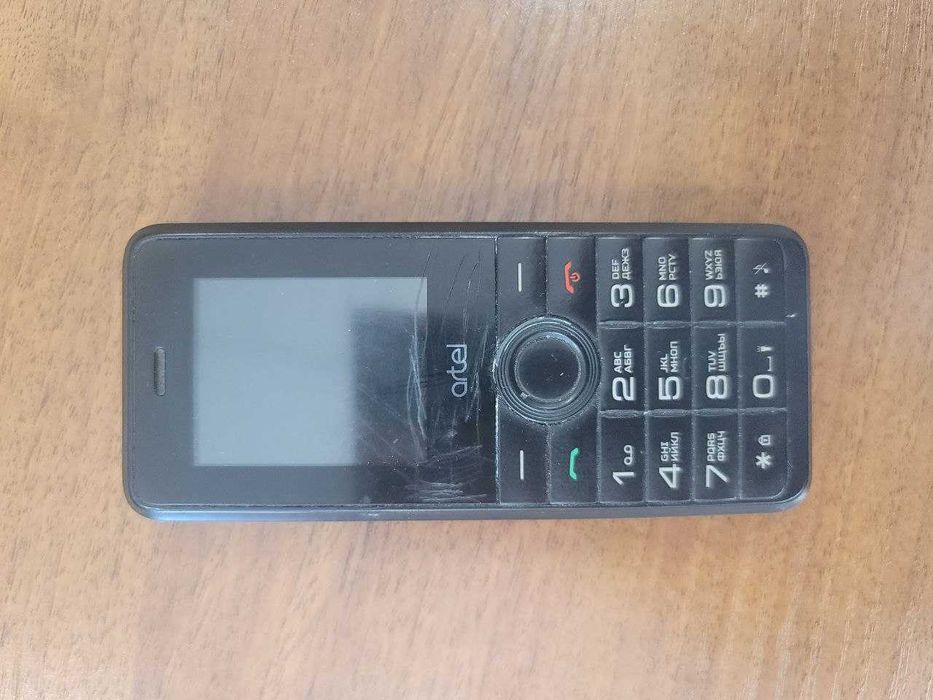 Artel F5 yangidek, yangi batareyka quyilgan