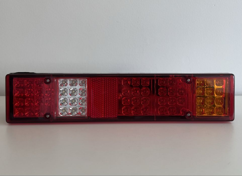 Комплект LED стопове 60 диода 12V 5 функции за бус, камион, ремарке