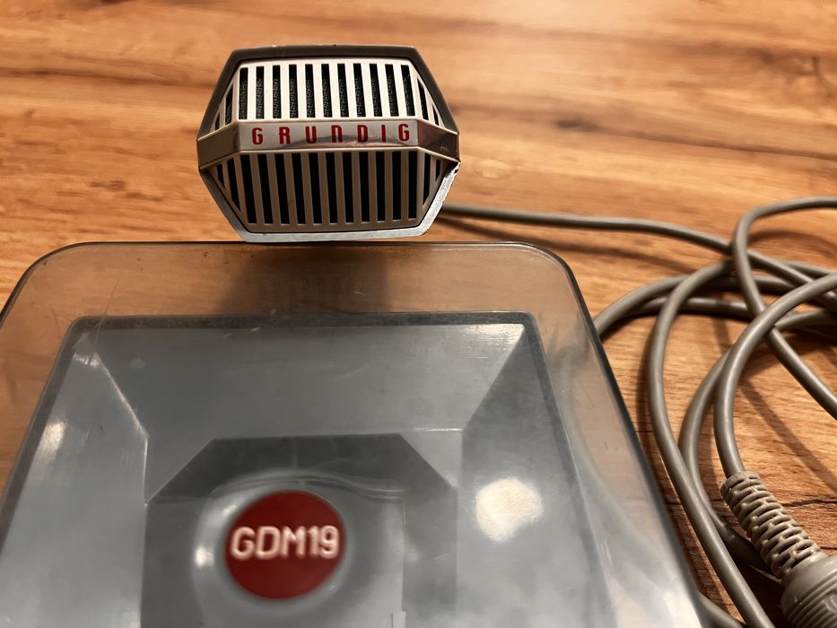 Microfon vintage Grundig GDM19