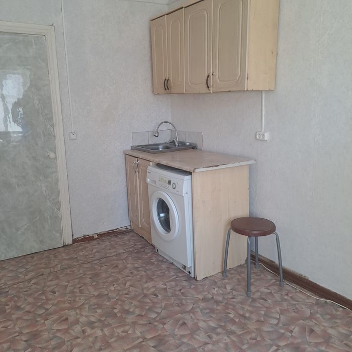 Продам комнату в общежитии. Район ДСР