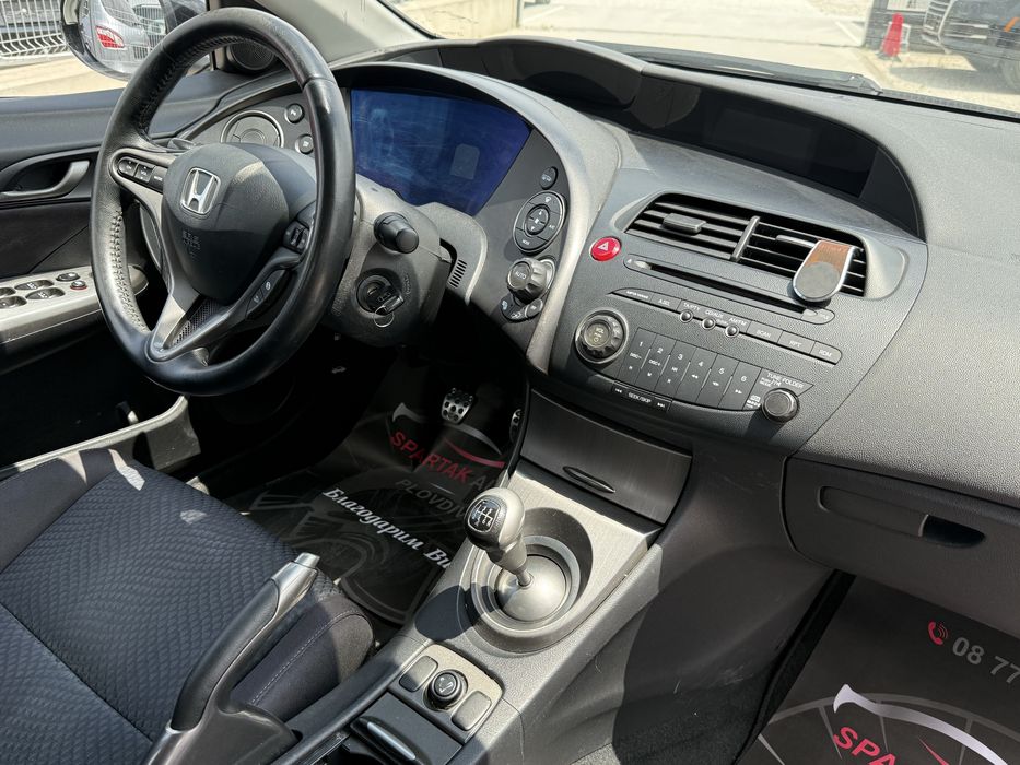 Honda Civic 2.2D* FACE* 2011г* РЪЧКА* Топ Състояние* СЕРВИЗНА*