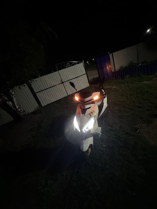 Продам скутер м8