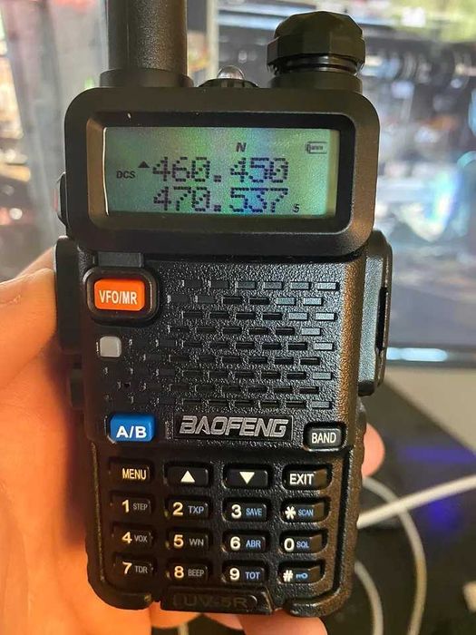 Радиостанция Baofeng, UV-5R-BF, С включен микрофон, Мощност 5W
