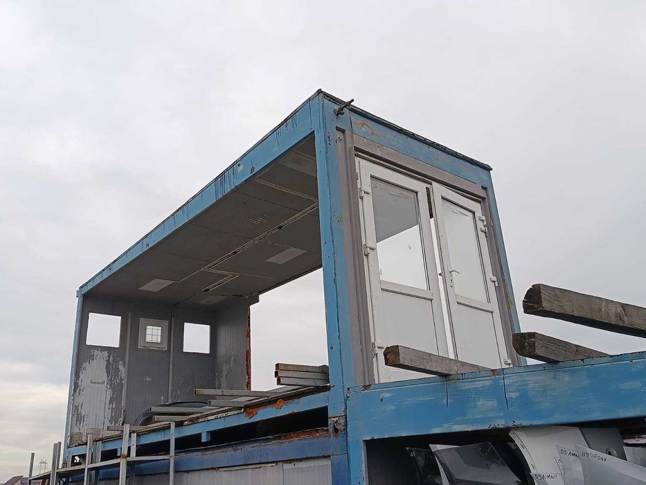 container locuit 6m 1300 euro