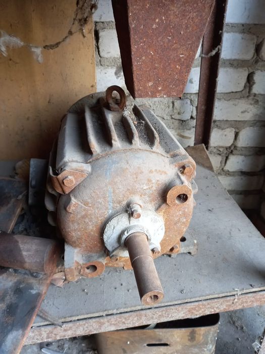 Двигатель  5 кВт и 3 кВт