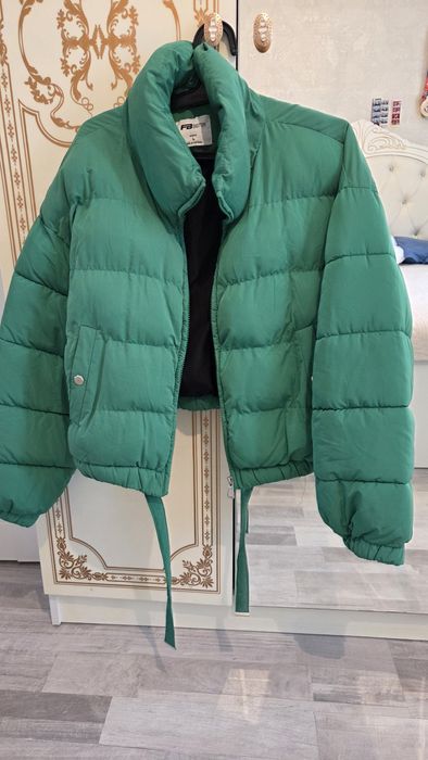 Продам женские вещи