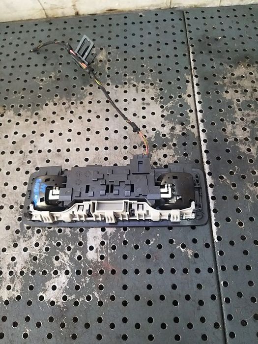 Plafoniera spate vw t cross c11 d31 2ga947290b
