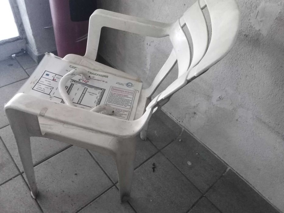 Дървено рафче       .