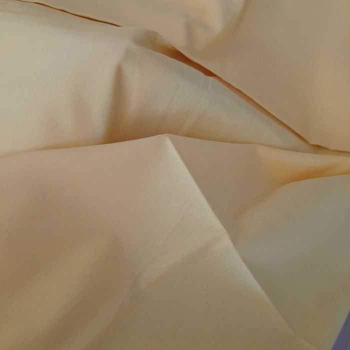 Чаршафи 230/200; чаршафи с ластик 100/200; торби 150/200 памук, нови