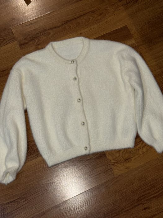 Продам все эти вещи за 15000