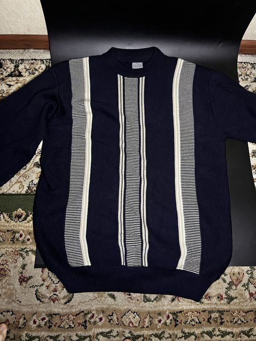 Свитеры тёплые красивые