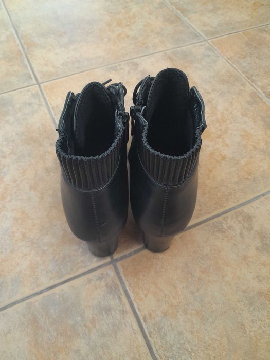 Дамски обувки с нисък ток " Lilly "