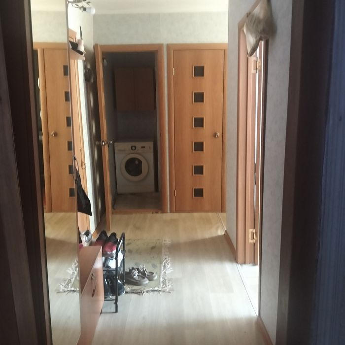 Продам 2 х ком квартиру