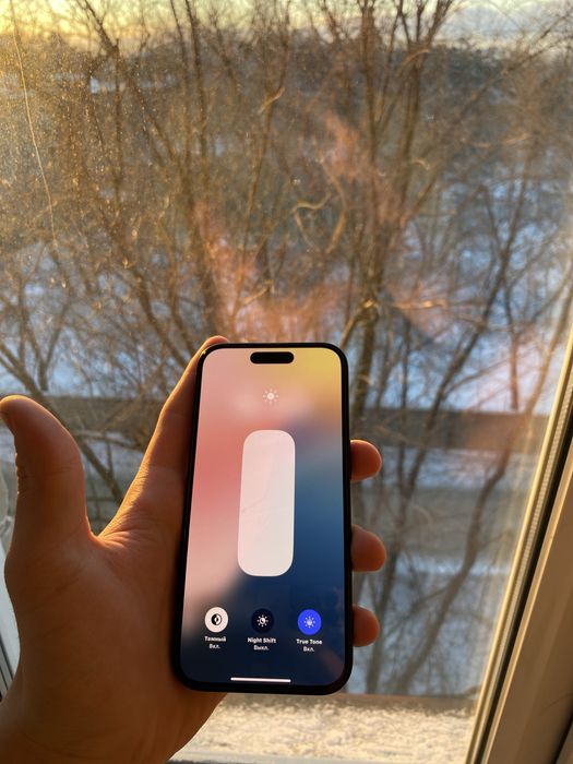 Продам IPhone 16 Black