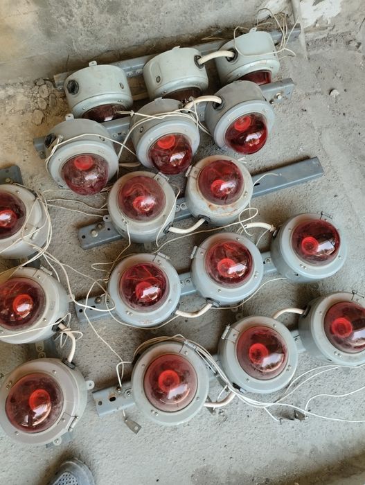 Фонари красные новые