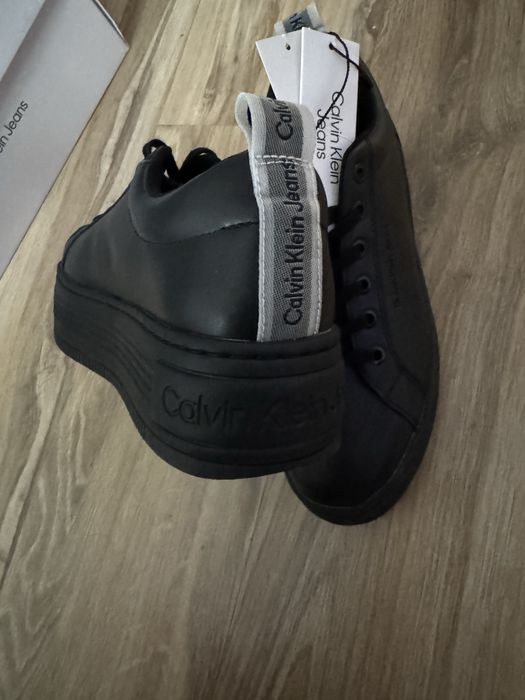 Страхотни лоуфъри calvin klein , Tommy Hilfiger 40 u Marc o polo 39