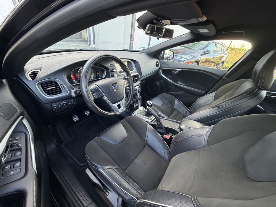 Volvo V40 D2 R Design Business Model 2016 Euro 6 RAR Efectuat