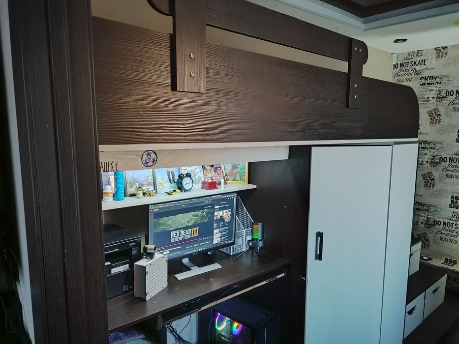 Продам кровать чердак