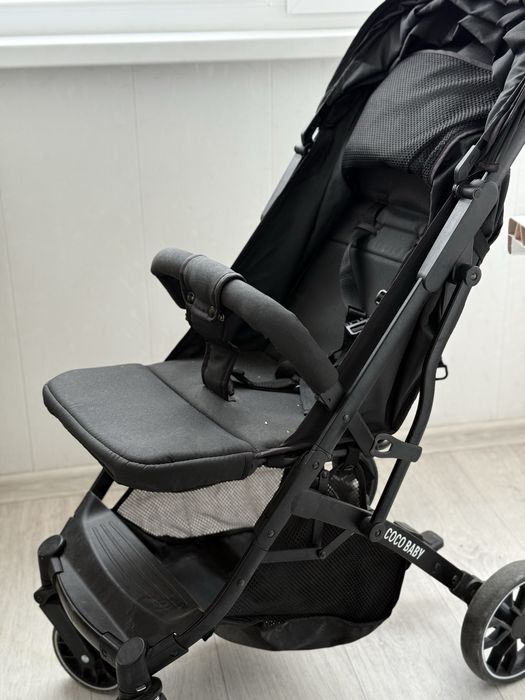 Продам прогулочную коляску