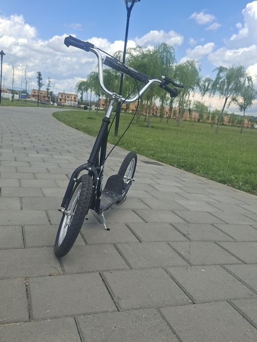 Trotineta kickbike