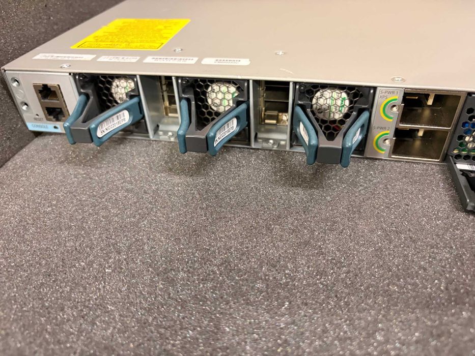 Cisco Catalyst WS-C3850-24T-S – 24-портов управляем мрежов суич, 1G, StackWise, LAN Base