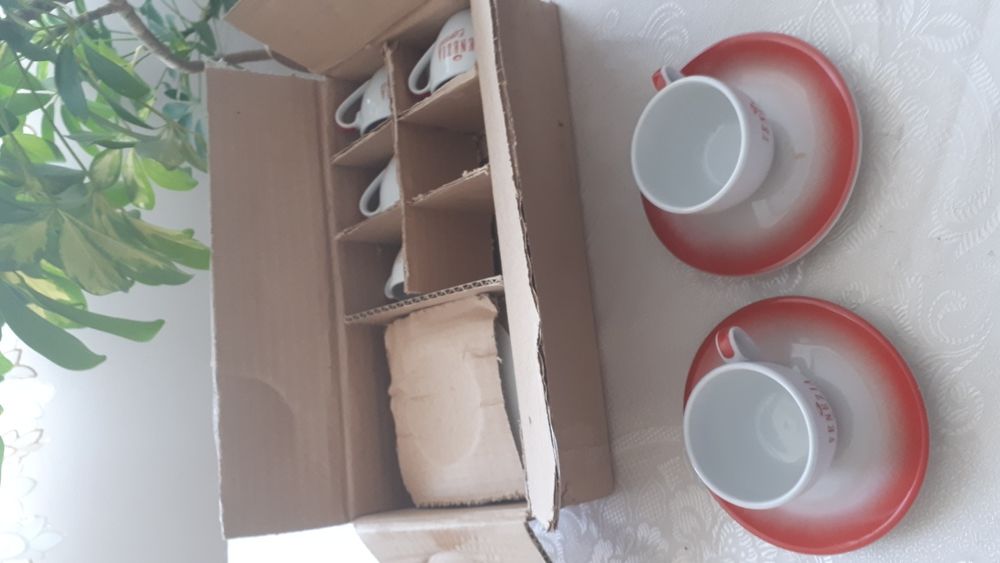 Порцеланов сервиз за кафе-Нов-6 бр