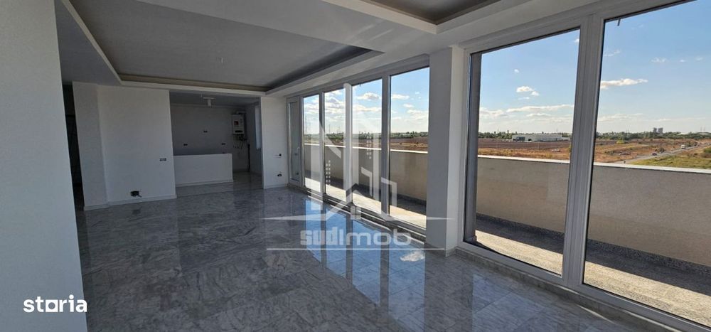 Penthouse 4 camere 2 bai si terasa 110 mp in complexul Green Garden.