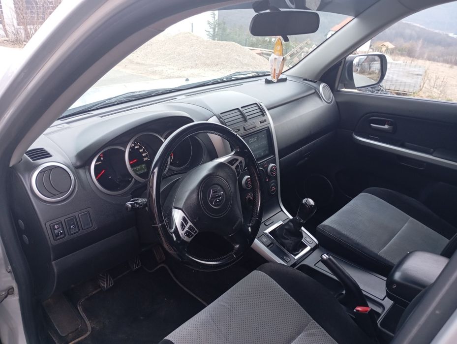 Vând Suzuki Grand Vitara X30