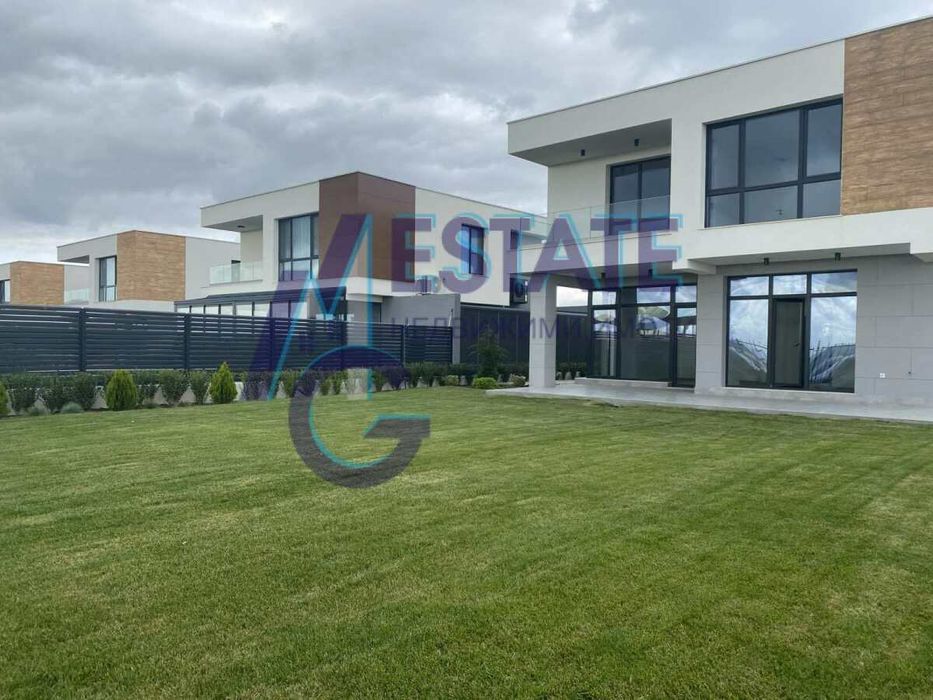 Продава се Къща в Поморие - 196 кв.м за 1041 €/кв.м - Снимка #4