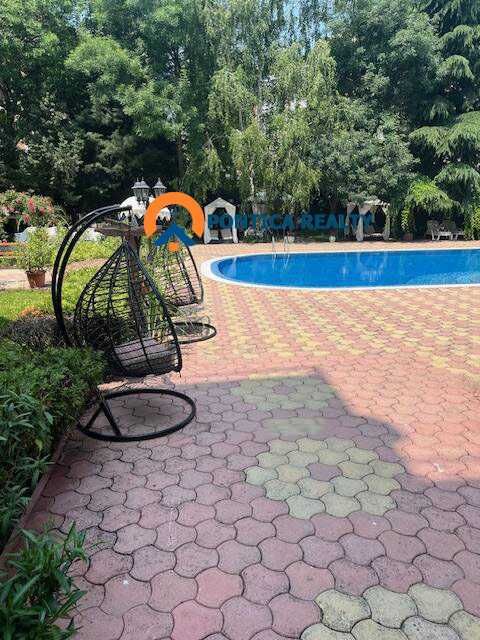 Голям двустаен апартамент в Слънчев Бряг