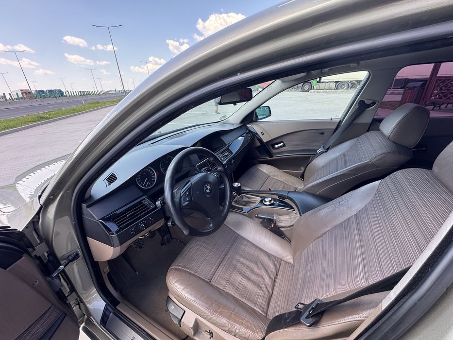Bmw e60 525i.