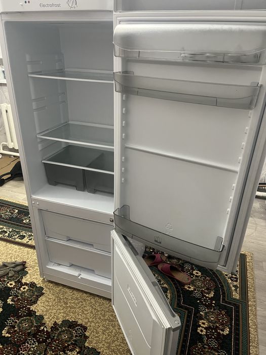 Продам Холодилник