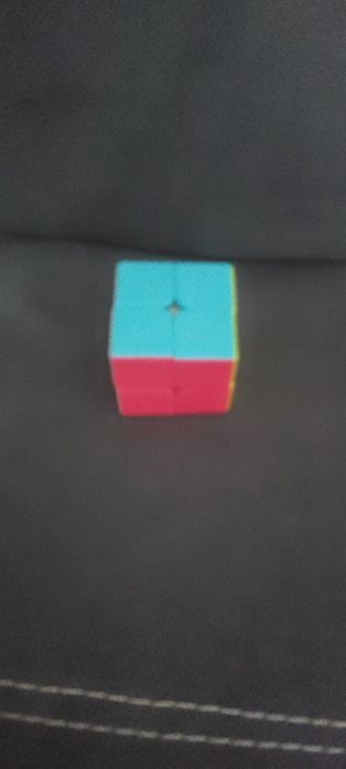 Кубик 4×4 крутится лехко