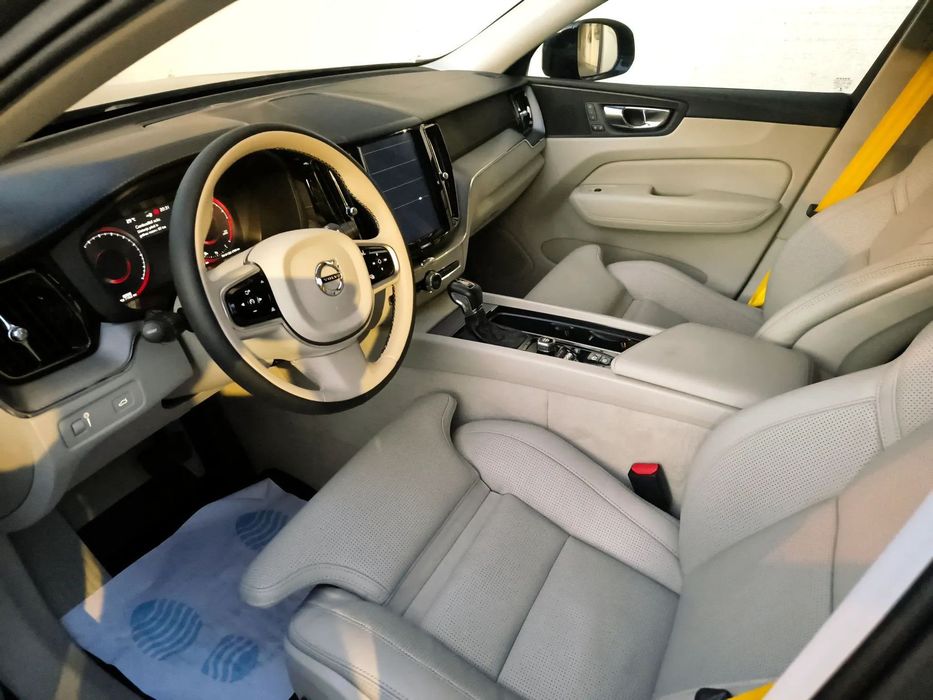 VOLVO XC60 2019 — imagine 5