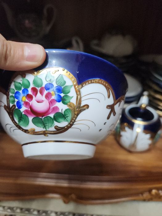 Дворцовая посуда новая.