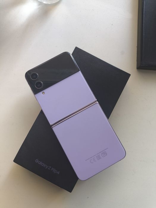 Samsung Z flip 4