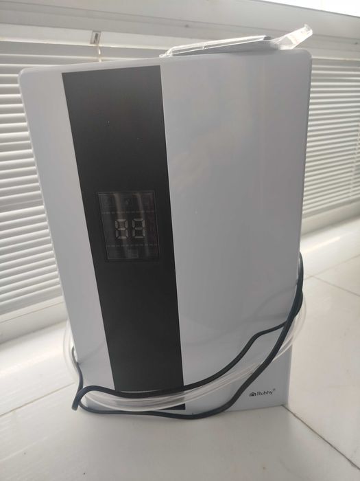 Продавам Влагоабсорбатор с дистанционно управление ,LCD дисплей