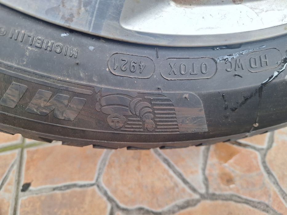 Jante aliaj PERTH originale  VW Golf 205/55R16 anvelope Michelin All S