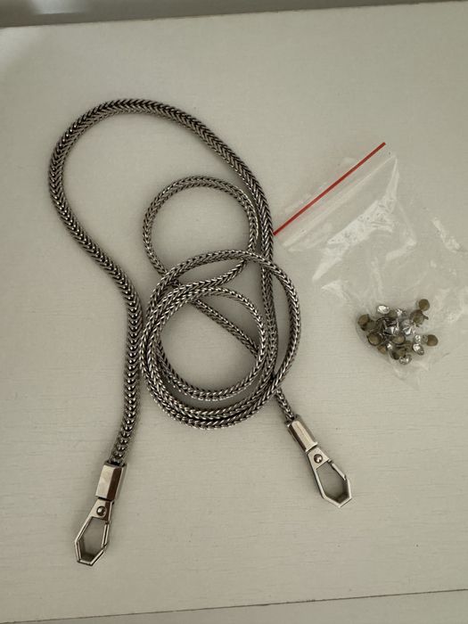 Продам сумку на выход