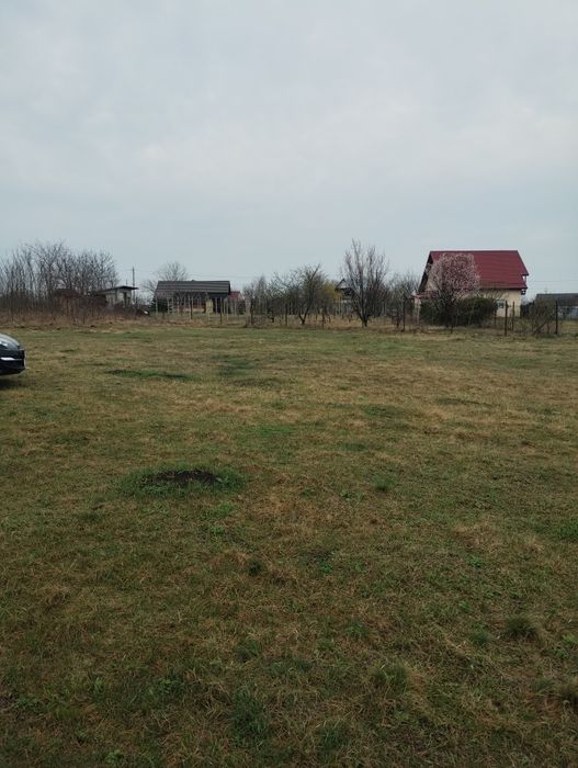 Vând teren Horlești