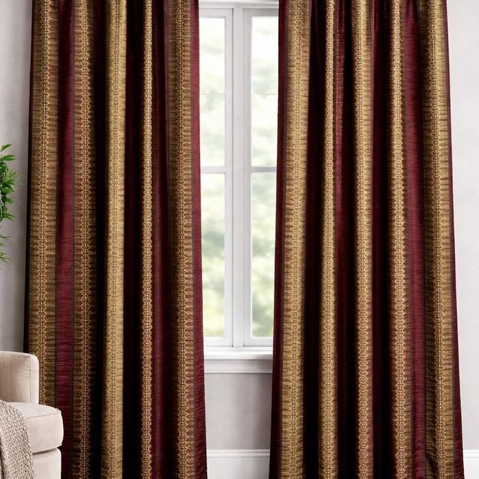 Затъмняващи Завеси