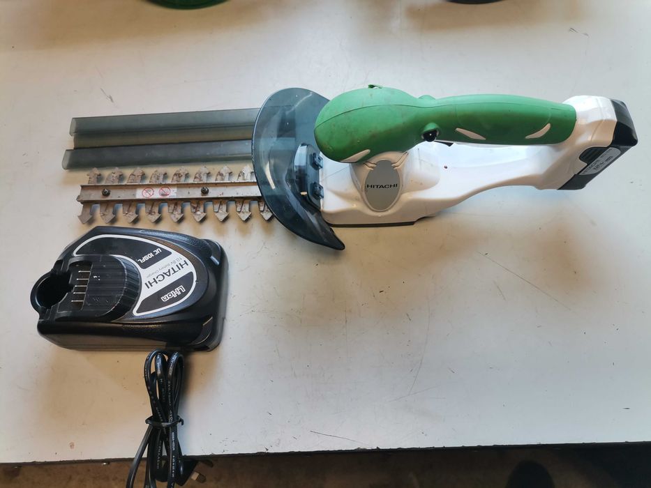 Храсторез мини - Hitachì 12 V li on
