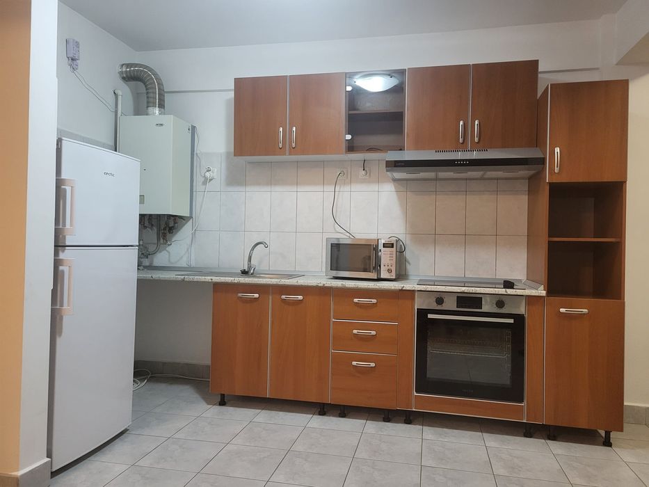 Închiriez apartament ultracentral