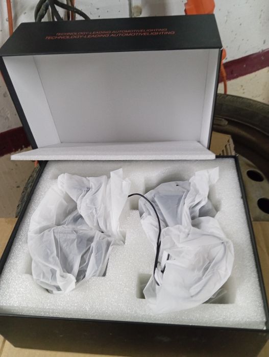 Линзы продам новые