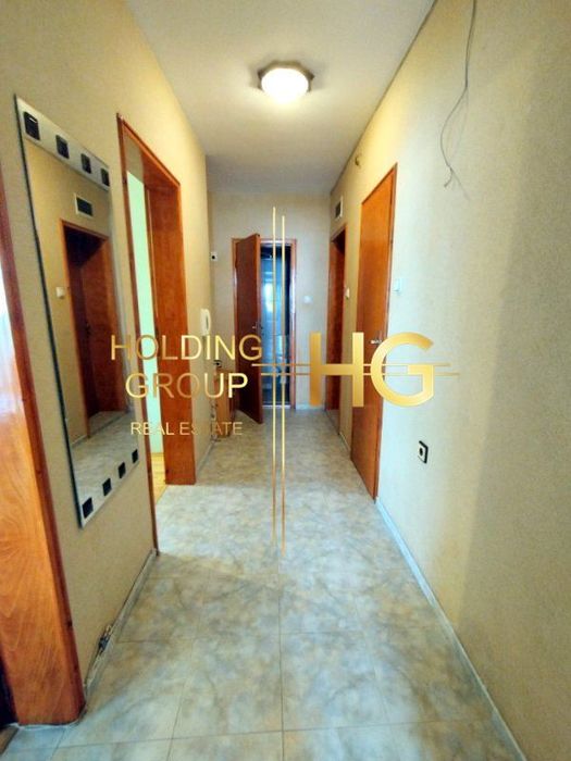 Продава се Тристаен апартамент в Варна, Спортна зала - 83 кв.м за 2362 €/кв.м - Снимка #2