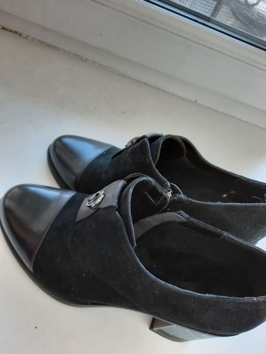 Продам новые туфли  37 размер